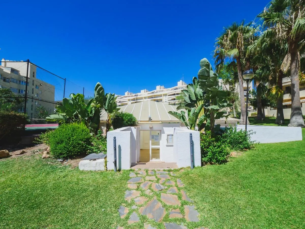 Cubo'S Urban Brigitte Torremolinos & Parking Apartment 0*,