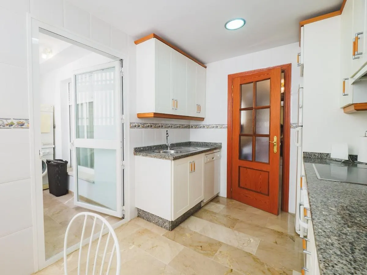 Cubo'S Urban Brigitte Torremolinos & Parking Apartment Spain