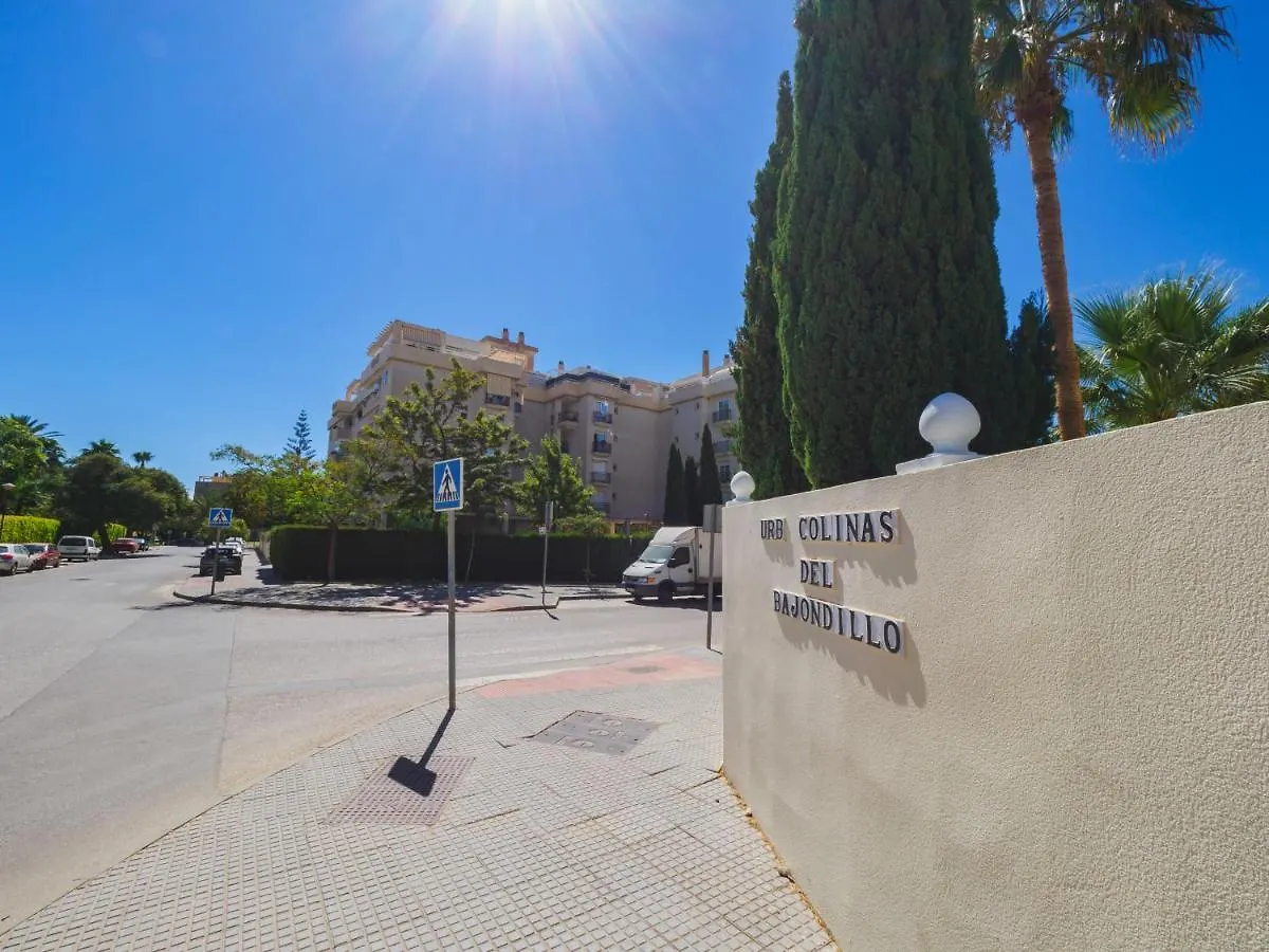 Cubo'S Urban Brigitte Torremolinos & Parking Apartment